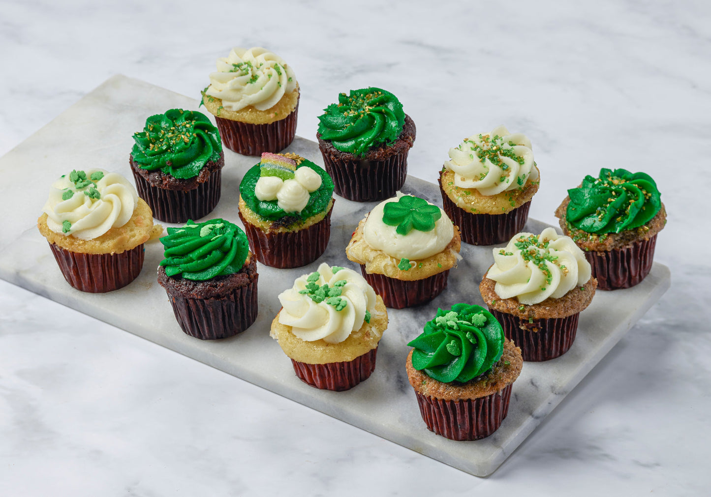 St. Patrick's 12 mini or regular size cupcakes box