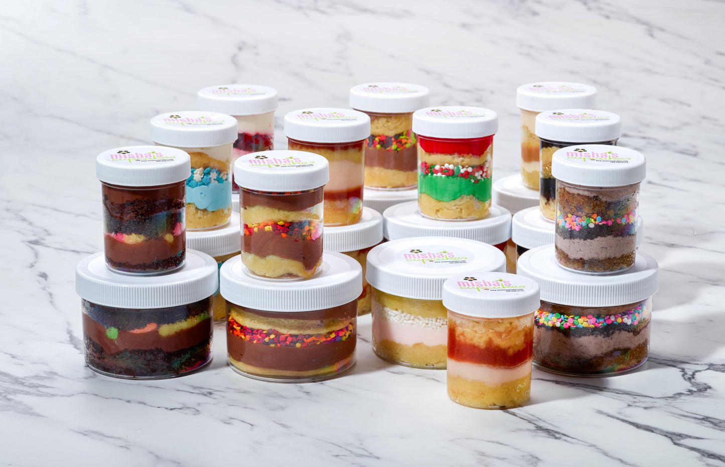 customizable cake in a jar